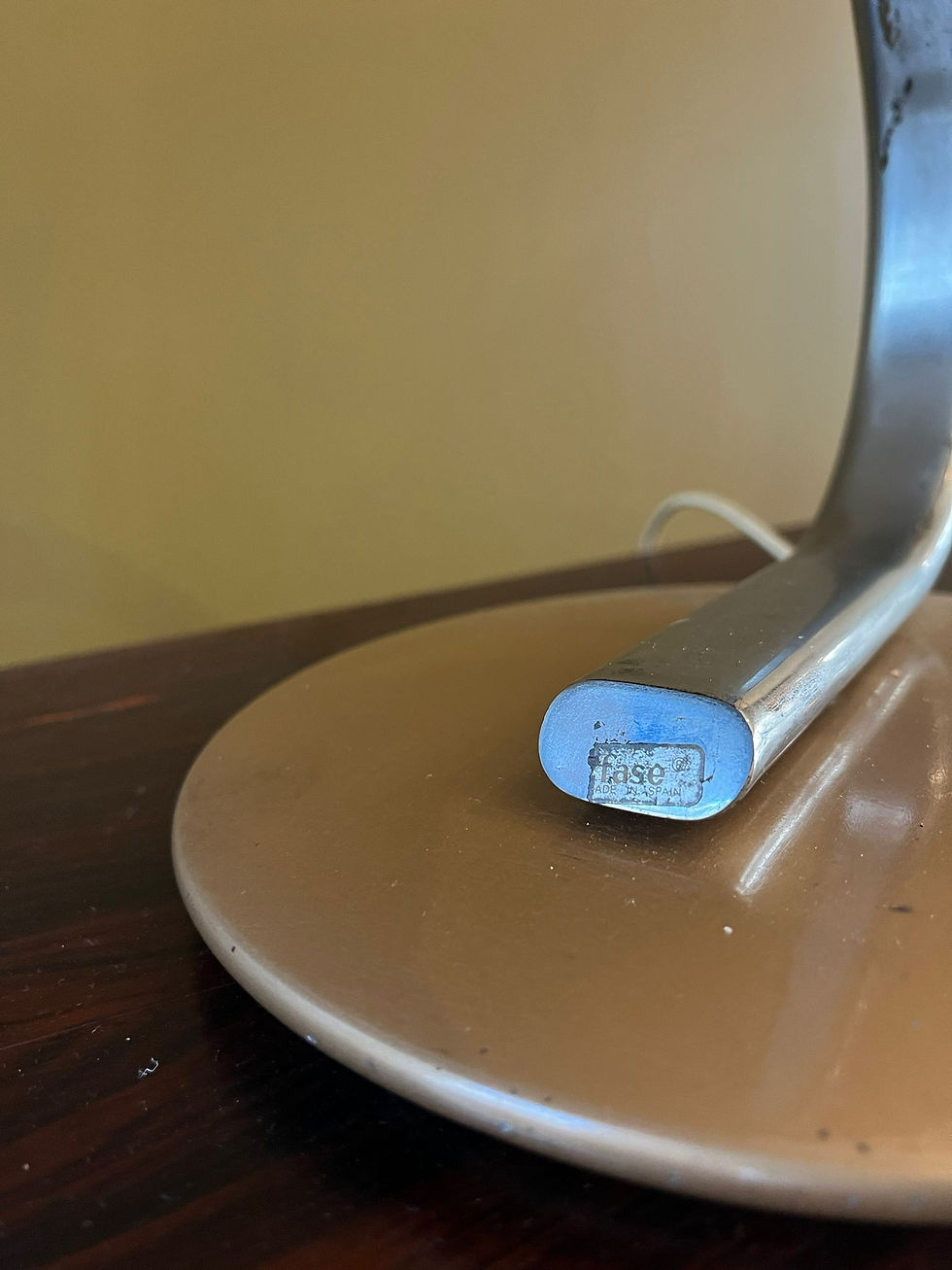 Miniature : Lampe de bureau modèle Boomerang. Edition Fase.