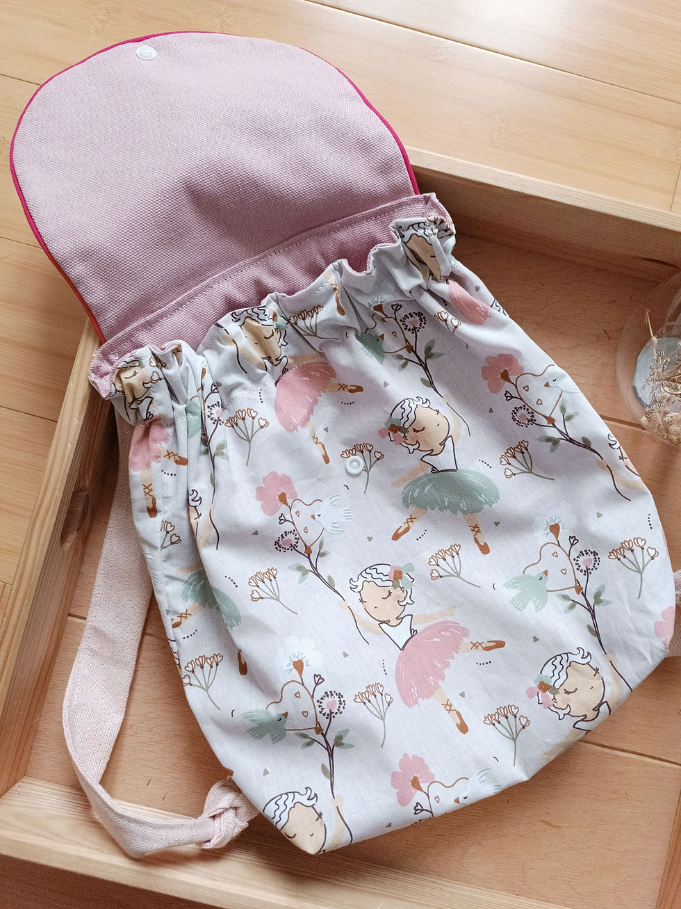 Miniature : sac à dos enfant personnalisable petite danseuse ouvert