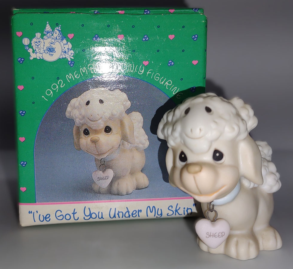 Precious Moments 1992 Mem. Only "I've Got You Under My Skin" Figurine