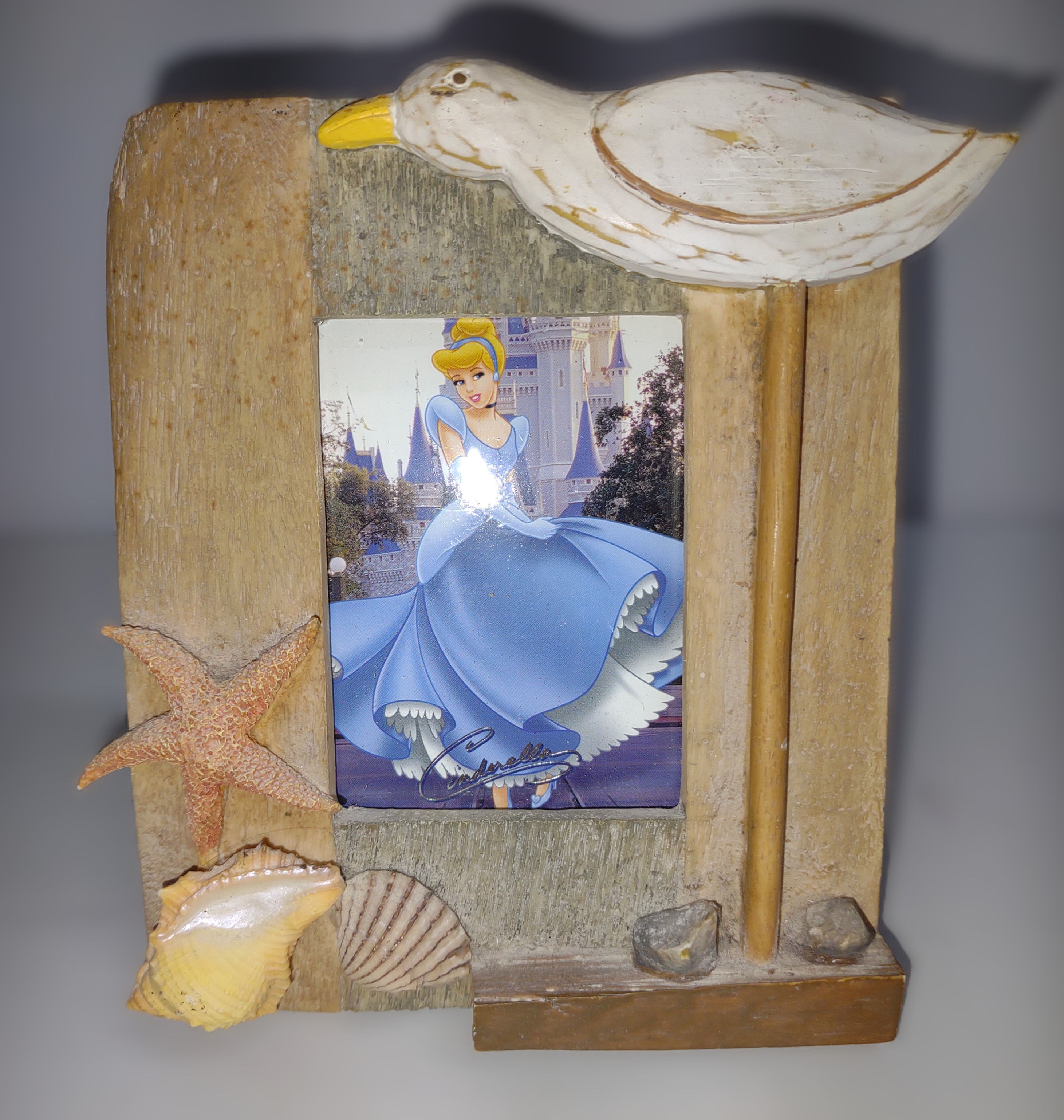 Small Beach Themed Wood-Like Photo Frame (with Disney's Cinderella Card/Picture)