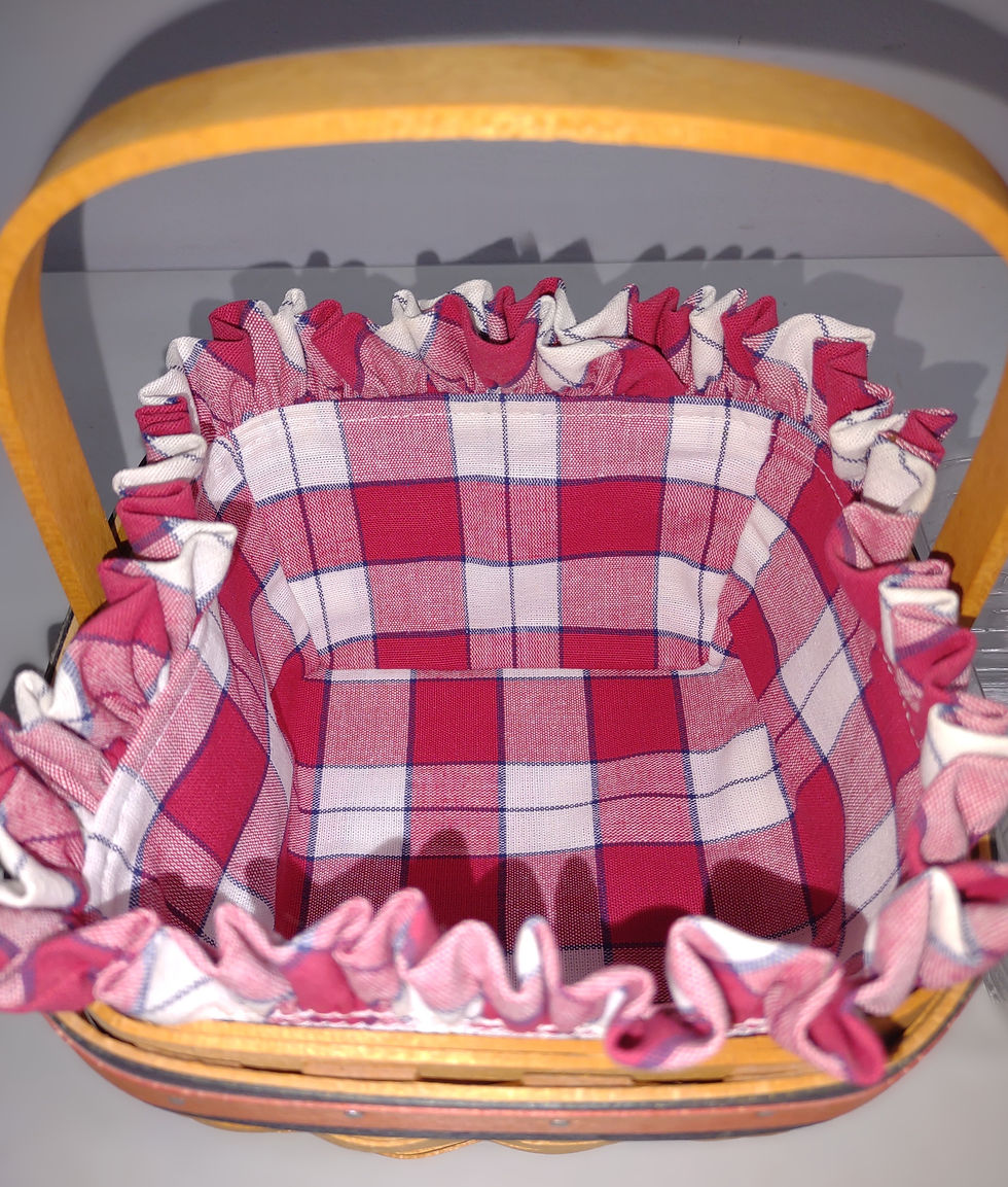 Thumbnail: Longaberger 2001 All American Strawberry Basket (w/ stationary handle)