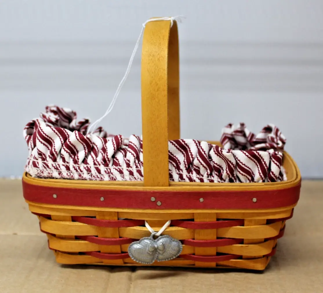 Longaberger 1997 Sweetheart Treats Basket