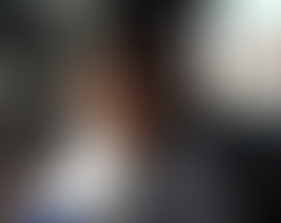 Un delincuente con amplio prontuario atacó a policías con un cuchillo en medio de la calle