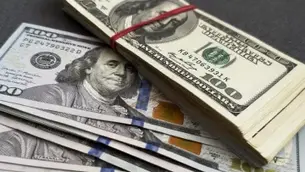 El dólar oficial profundiza la calma y queda a la mayor distancia del techo de la banda en tres meses