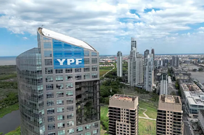 La Justicia de EE.UU. suspende por tiempo indefinido la entrega del 51% de YPF
