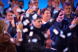 Kicillof sostuvo que Milei “va a tener que rectificar el rumbo”