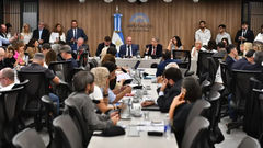 Ley de Glaciares: comienza la ronda de oradores con 200 exposiciones presenciales