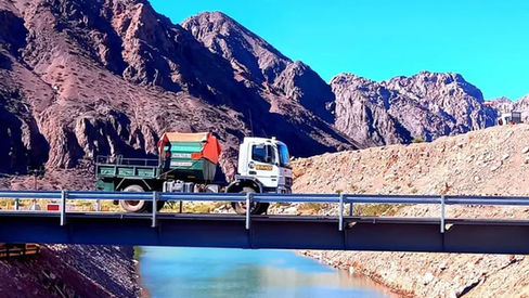 Calingasta inaugura dos puentes estratégicos financiados por El Pachón