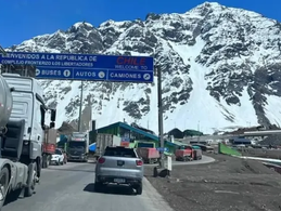 Paso a Chile por Mendoza: el cruce se encuentra habilitado, pero advierten por posibles complicaciones climáticas