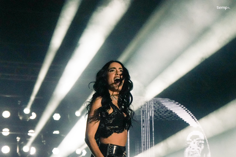 Lali deslumbró en San Juan tras la amenaza: música, resistencia y un show inolvidable