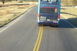 Sanjuaninos quedaron varados en la Cordillera tras una falla mecánica en el colectivo