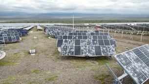 EPSE acelera la reparación del Parque Solar San Juan 1 y anuncia nuevas obras por 180 megavatios