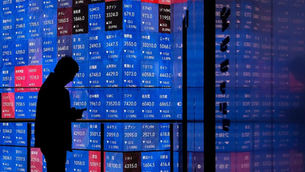 El riesgo país cayó a 579 puntos y los bonos argentinos registraron subas