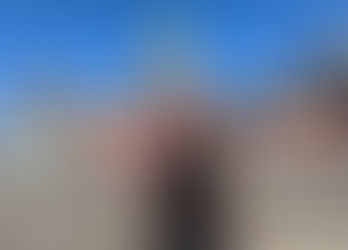 Nancy Pazos se encadenó y amordazó frente al Congreso en protesta por la reforma laboral