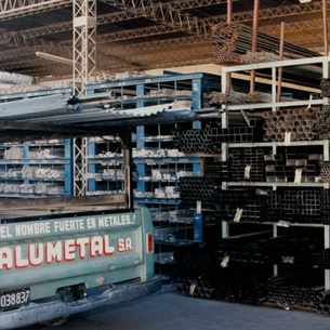 Detienen a un empleado acusado de desviar materiales y estafar por $80 millones a una empresa sanjuanina