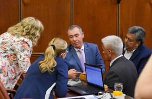 Sorpresa en los bloques aliados y opositores por el proyecto de Orrego para derogar los lemas en San Juan