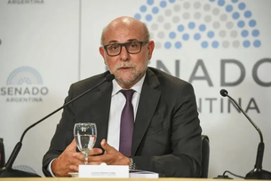 Ratificaron a Flavio Fama al frente de la Comisión de Minería, Energía y Combustibles del Senado