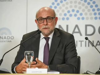 Ratificaron a Flavio Fama al frente de la Comisión de Minería, Energía y Combustibles del Senado