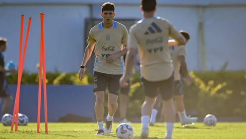 Balerdi se pierde el Mundial por un desgarro y Scaloni deberá buscar reemplazante