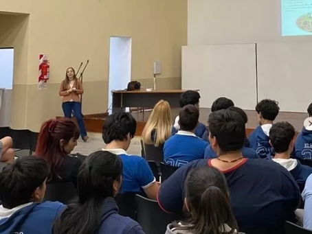 La minería llega a las escuelas catamarqueñas para promover oportunidades educativas