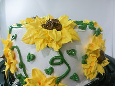Pastel de girasoles