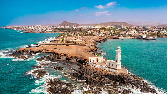Dcouverte de l'ile de Santiago au Cap Vert : entre traditions, nature et histoire Dcouverte de l'ile de Santiago au Cap Vert : entre traditions, nature et histoire