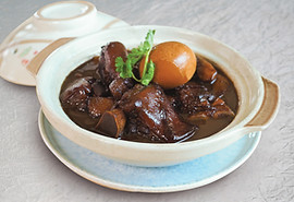 CR_Vinegar Pig Trotter_P8230335.jpg