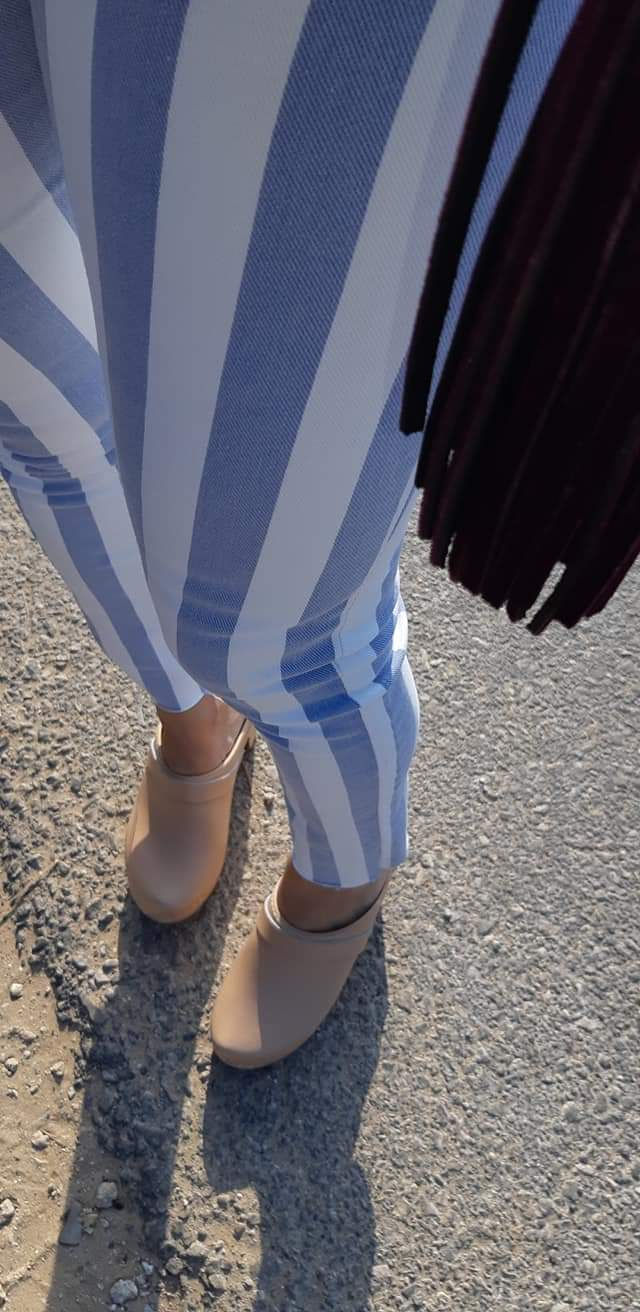 Thumbnail: קבקבים בגוון ניוד  טבעי מט עקב גבוה