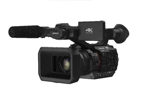 panasonicnewhcx2_001.jpg