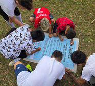 Jóvenes de escuela de fútbol en Barrio España reciben charla de prevención de drogas