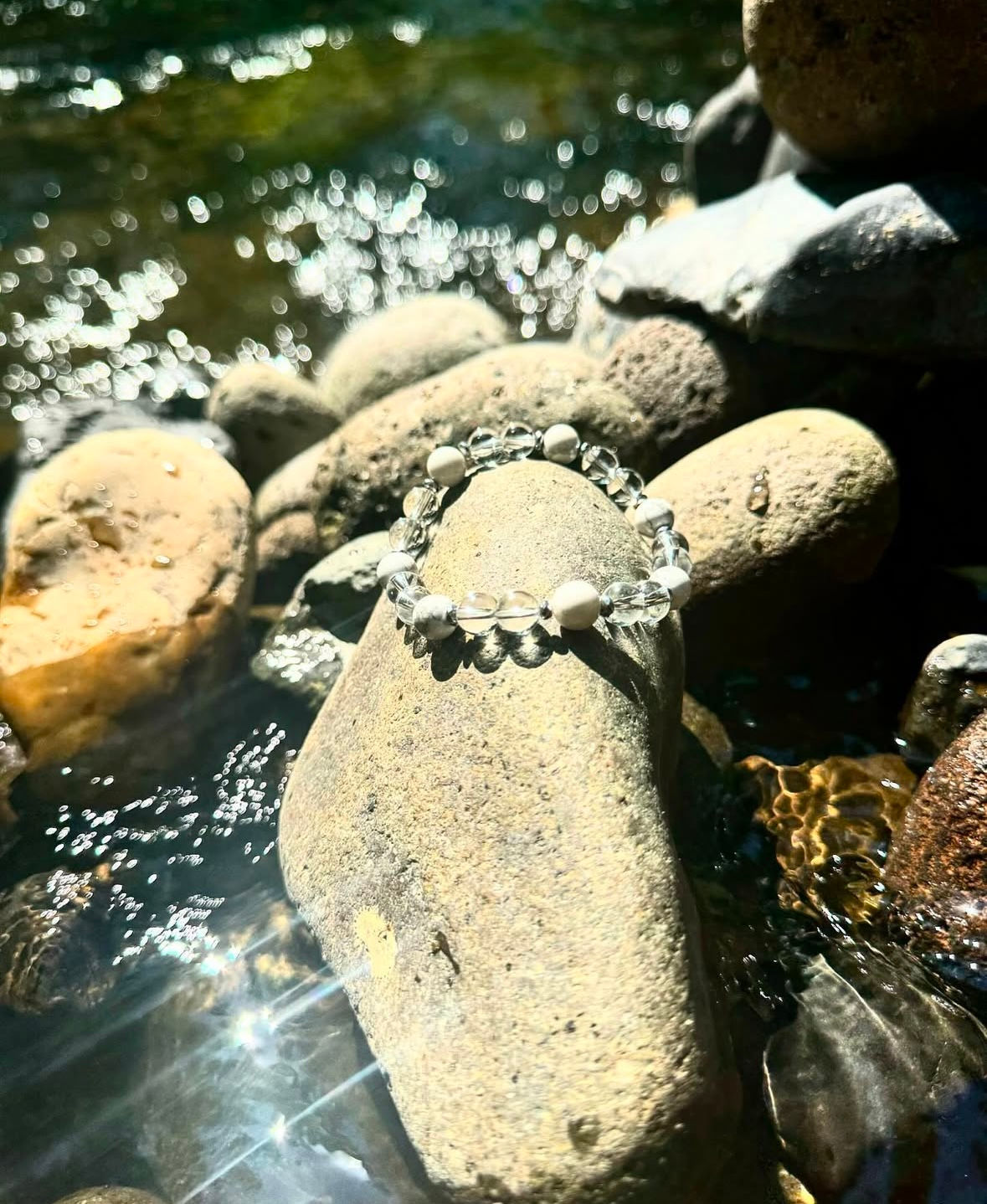 Clear Quartz & Howlite Healing Bracelet