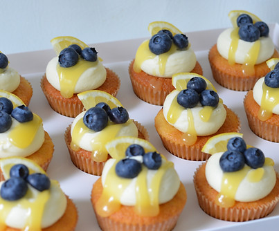 lemon-blueberry-cupcakes