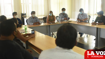 Dirigentes del A.H “Guido Nitzuma” sostuvieron reunión con representantes de Electro Ucayali 