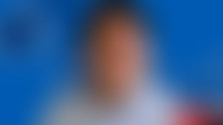 Cuestionado Miranda sigue en contienda