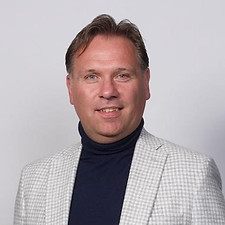 9. Chris Willemsen.jpg