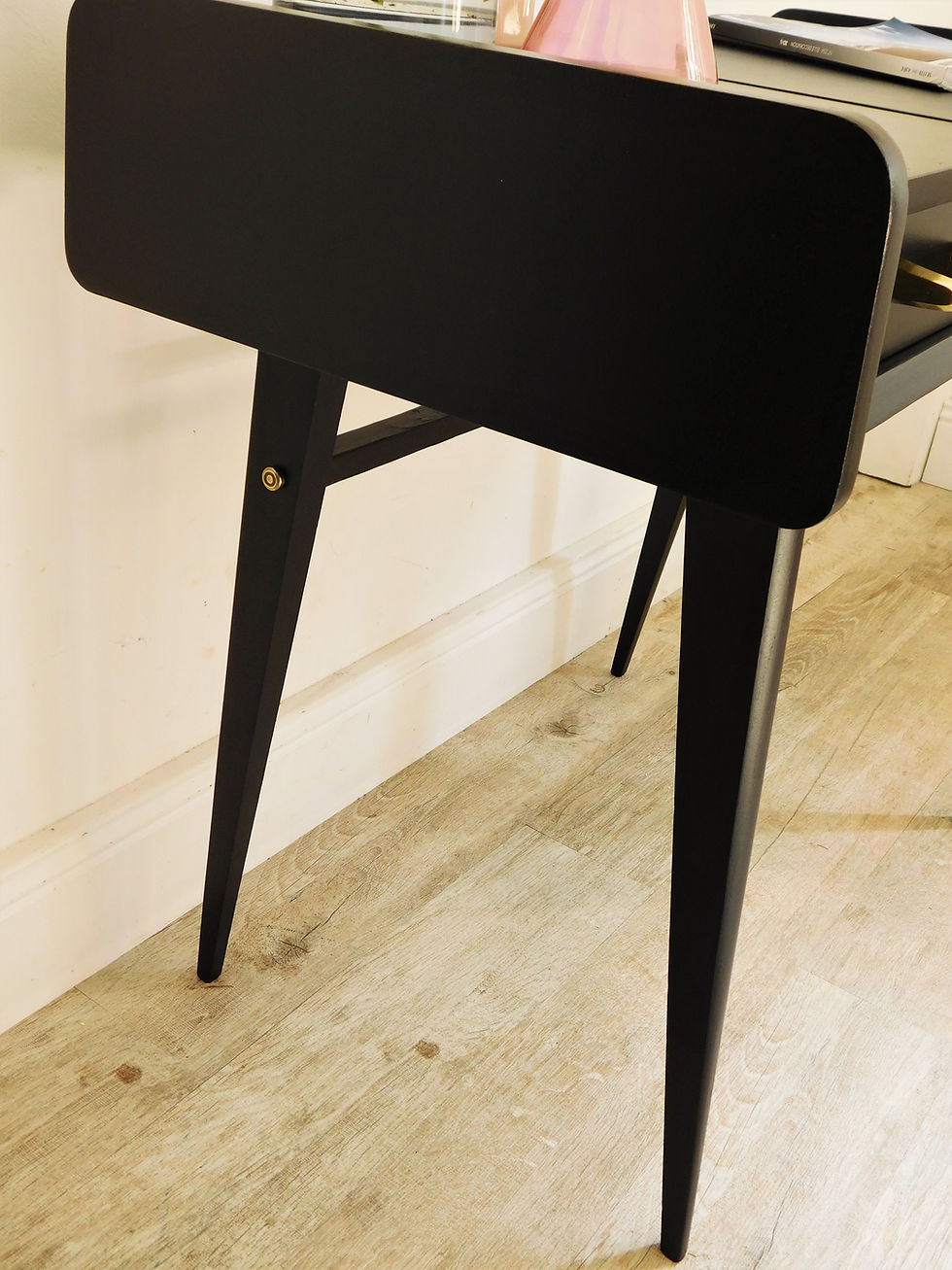Miniature : Coiffeuse vintage noire chic