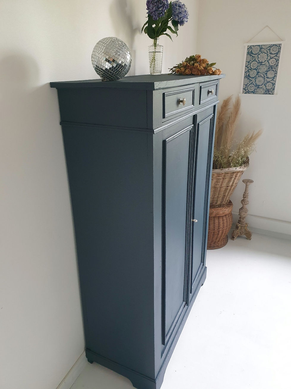 Miniature : Armoire parisienne
