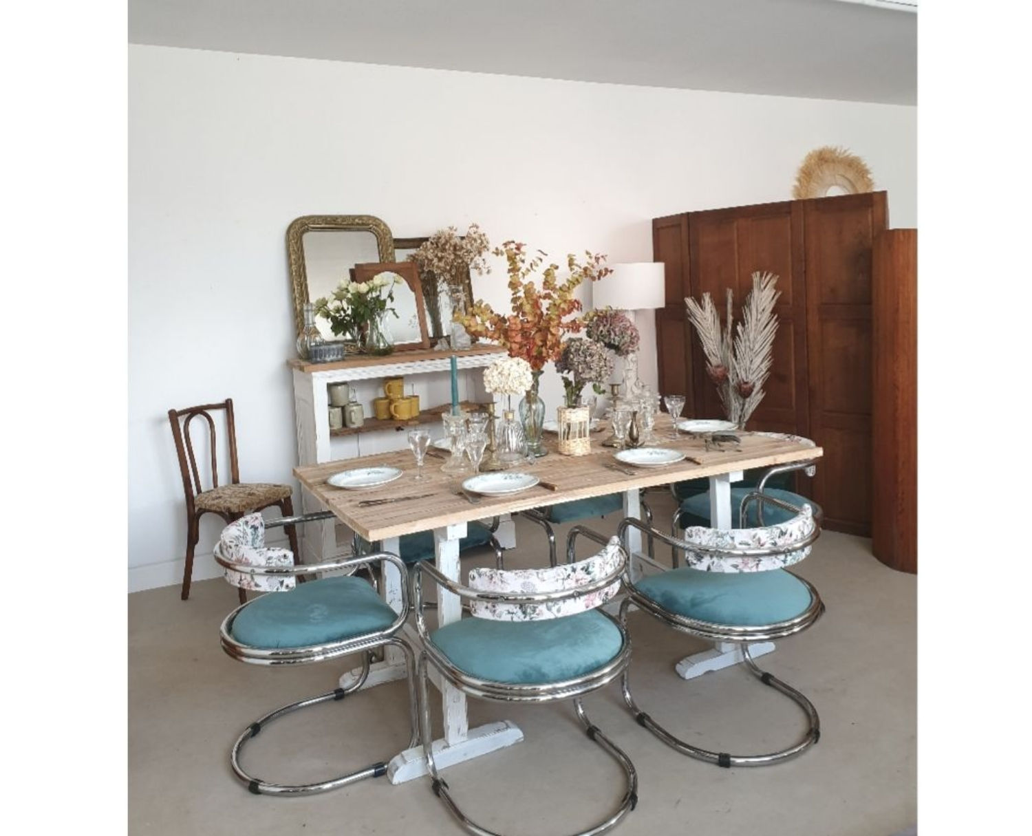 UNIQUE chaises 70's fleuries 