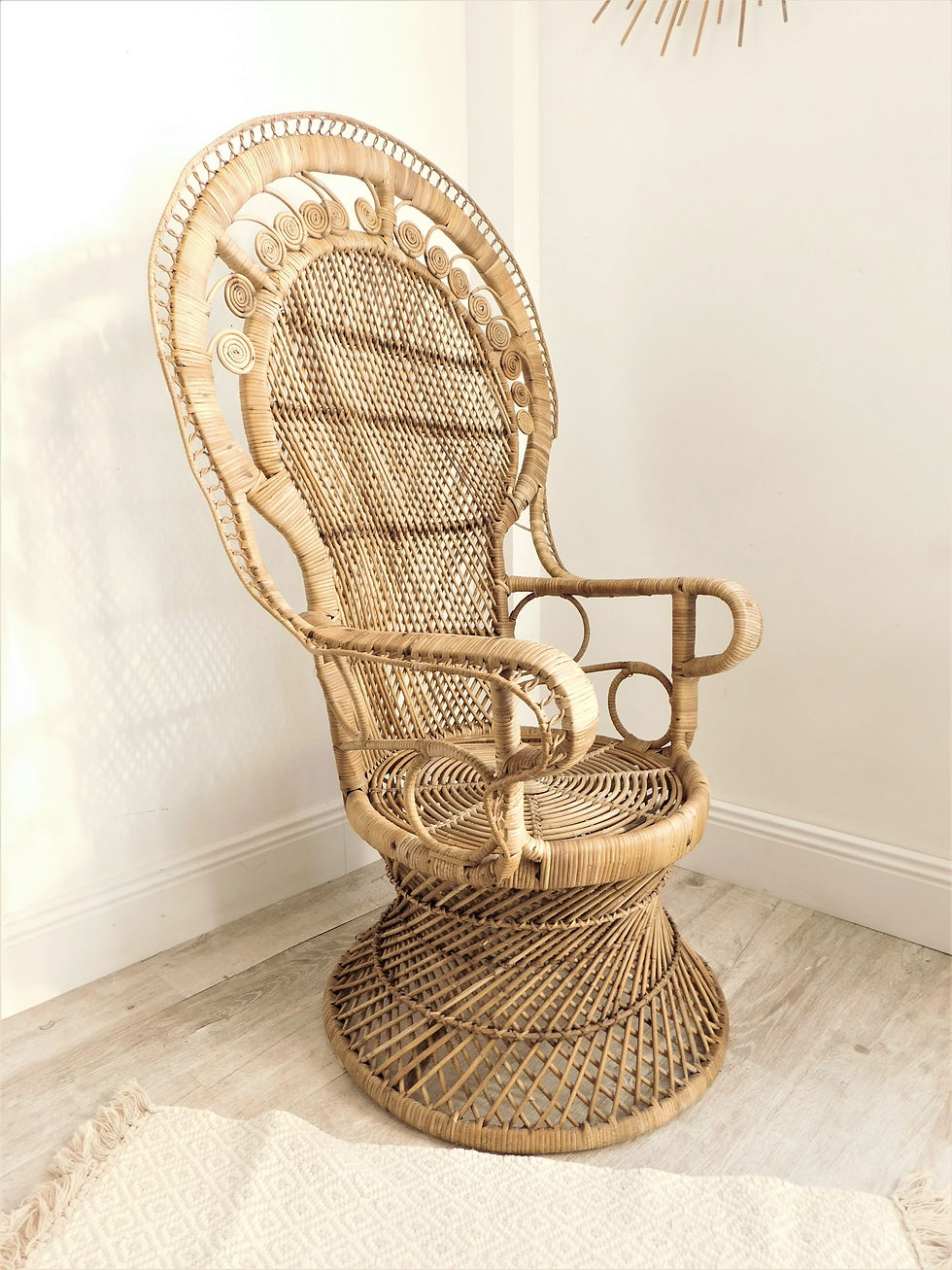 Miniature : Fauteuil Emmanuelle peacock