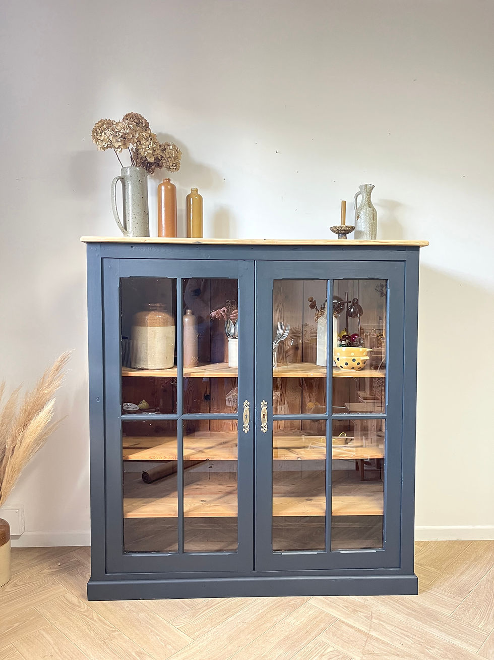 Vitrine basse Off Black de Farrow&Ball