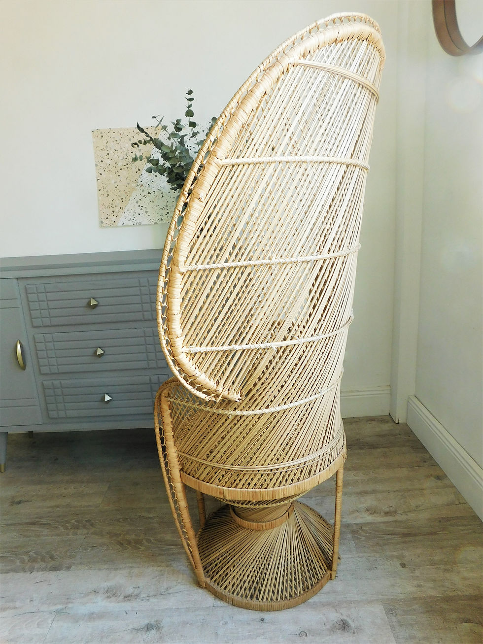 Miniature : Fauteuil Emmanuelle vintage 70's