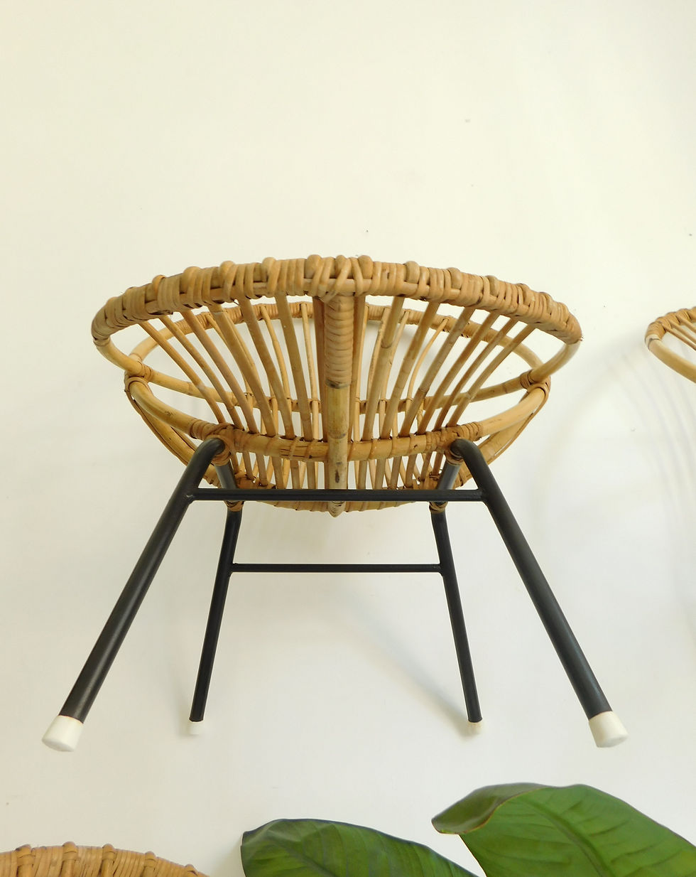Miniature : Fauteuil  en rotin pieds métal (2 disponibles)