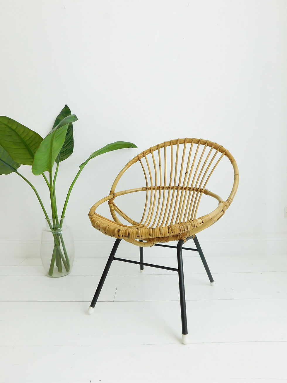 Miniature : Fauteuil  en rotin pieds métal (2 disponibles)