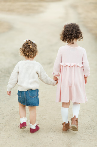 hkcreate hk create bay area photographers photography san jose guadalupe oak grove park holiday family session family of four sisters pink burgundy cream color scheme joyful light and airy sweet