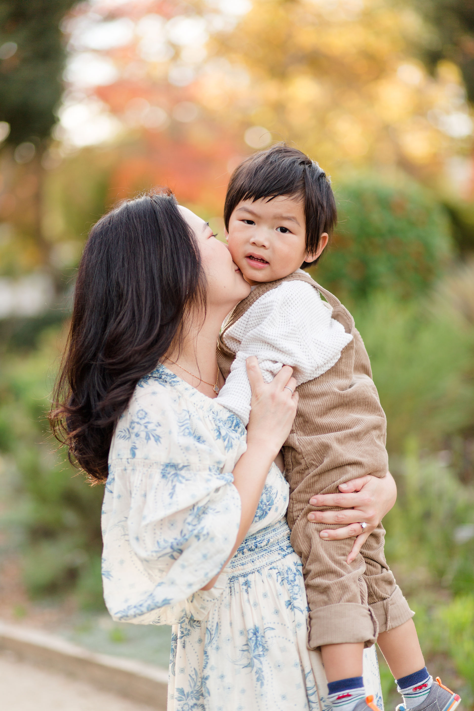 hkcreate photography photographer bay area san jose palo alto elizabeth gamble garden overalls neutral blue cream tan sage color scheme family outfits dog fall fun little boy family of three