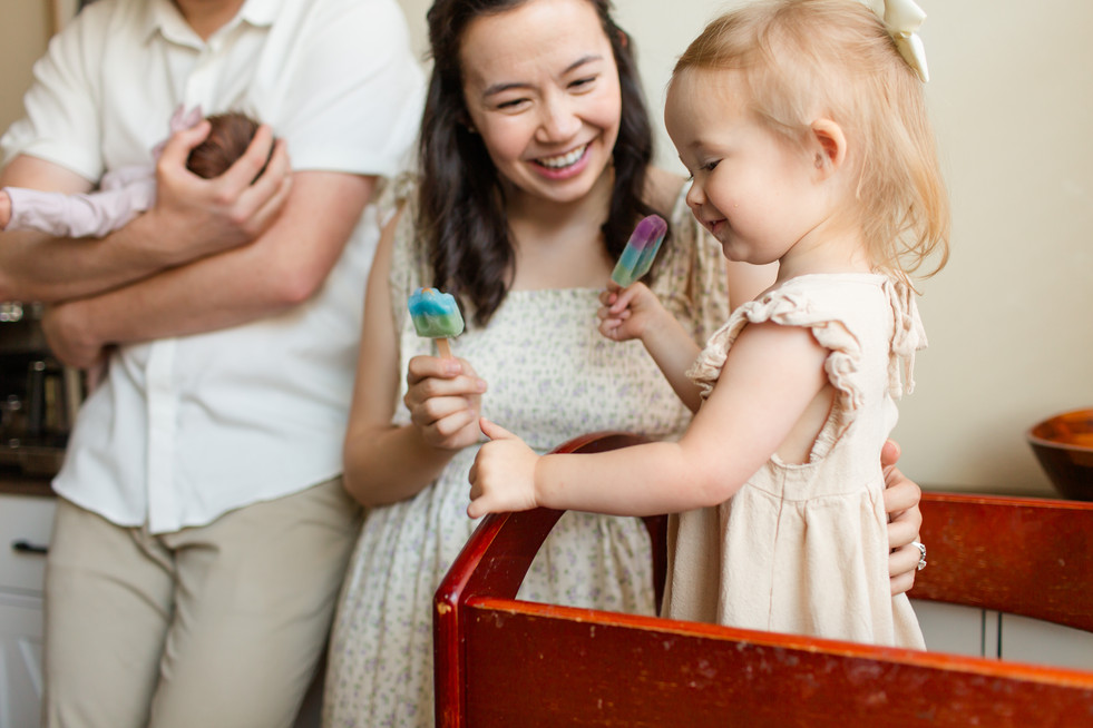 Lifestyle Newborn Family Photoshoot in San Jose California by Bay Area Photographers HKCreate