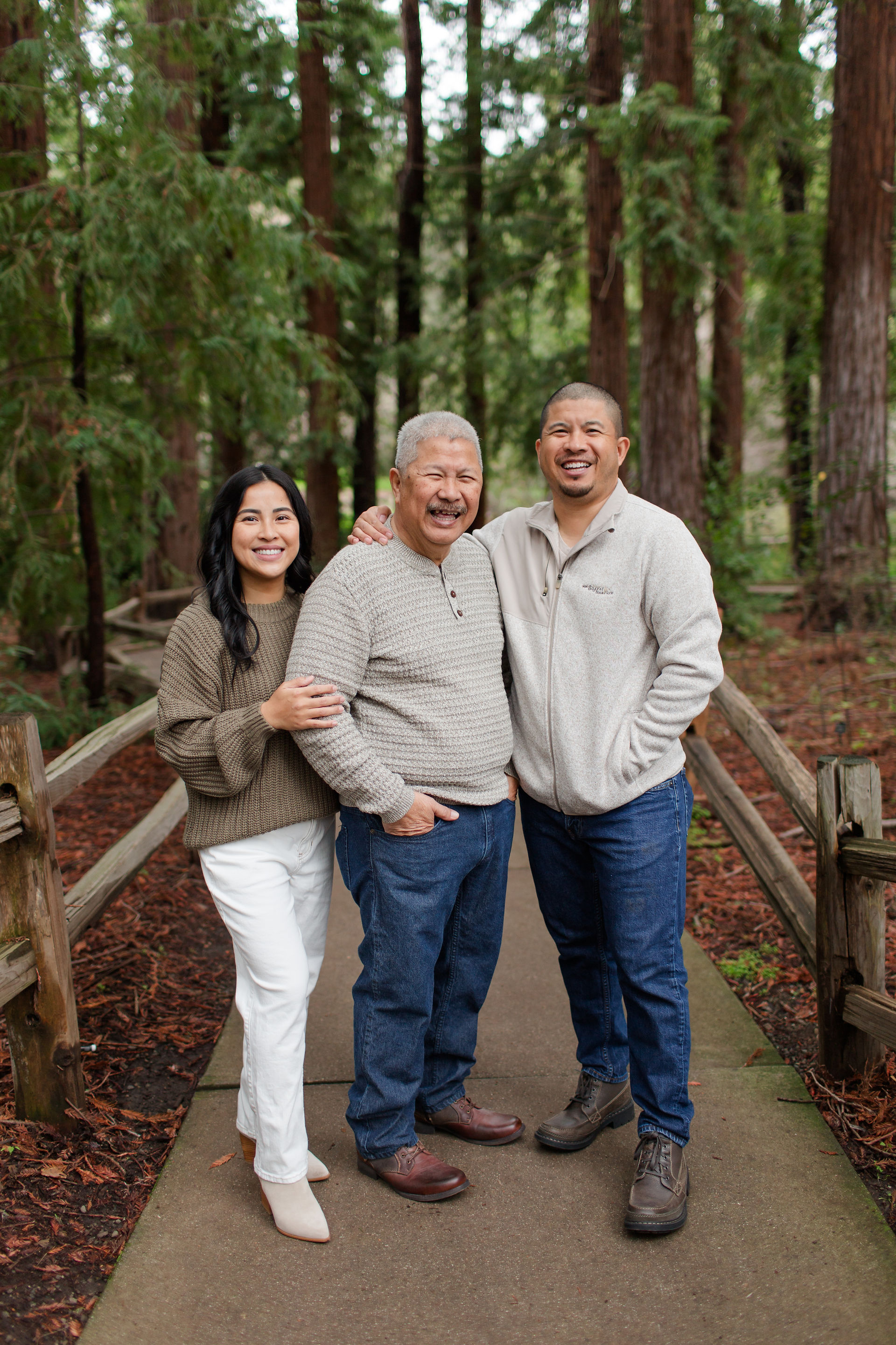 hkcreate bay area photography joyful light and airy san jose photographers northern california photoshoot legacy extended family neutral outfit ideas sweaters siblings and dad