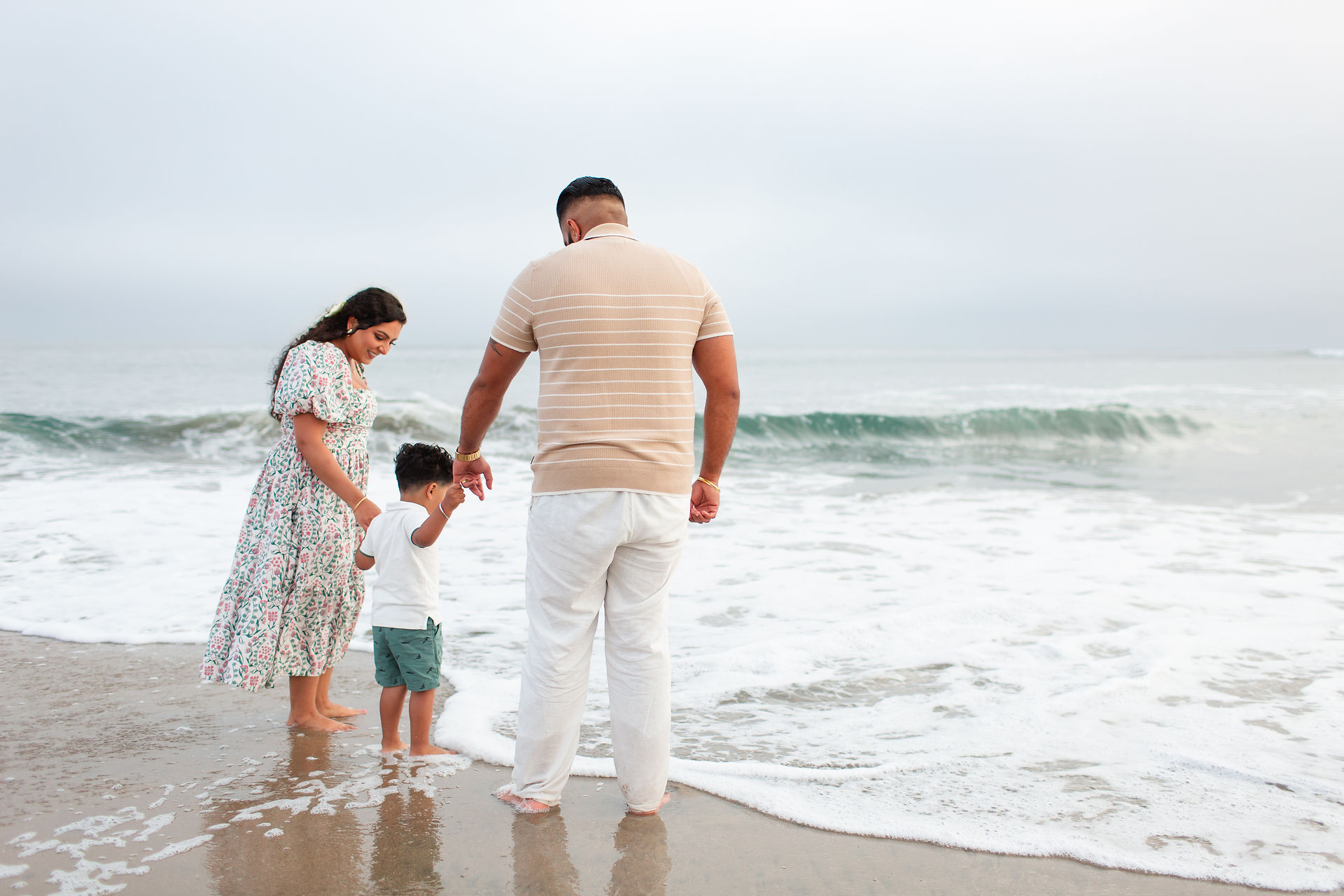 hkcreate bay area photography joyful candid light and airy san jose photographers northern california photoshoot natural bridges state beach santa cruz family photoshoot summer joyful happy fun light and airy photography