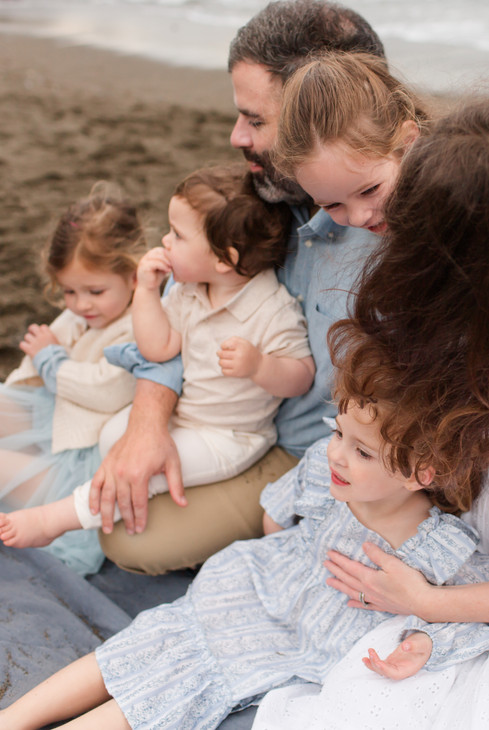 Overcast Beach Family Photoshoot at Rockaway Beach in Pacifica by Bay Area Photographers HKCreate