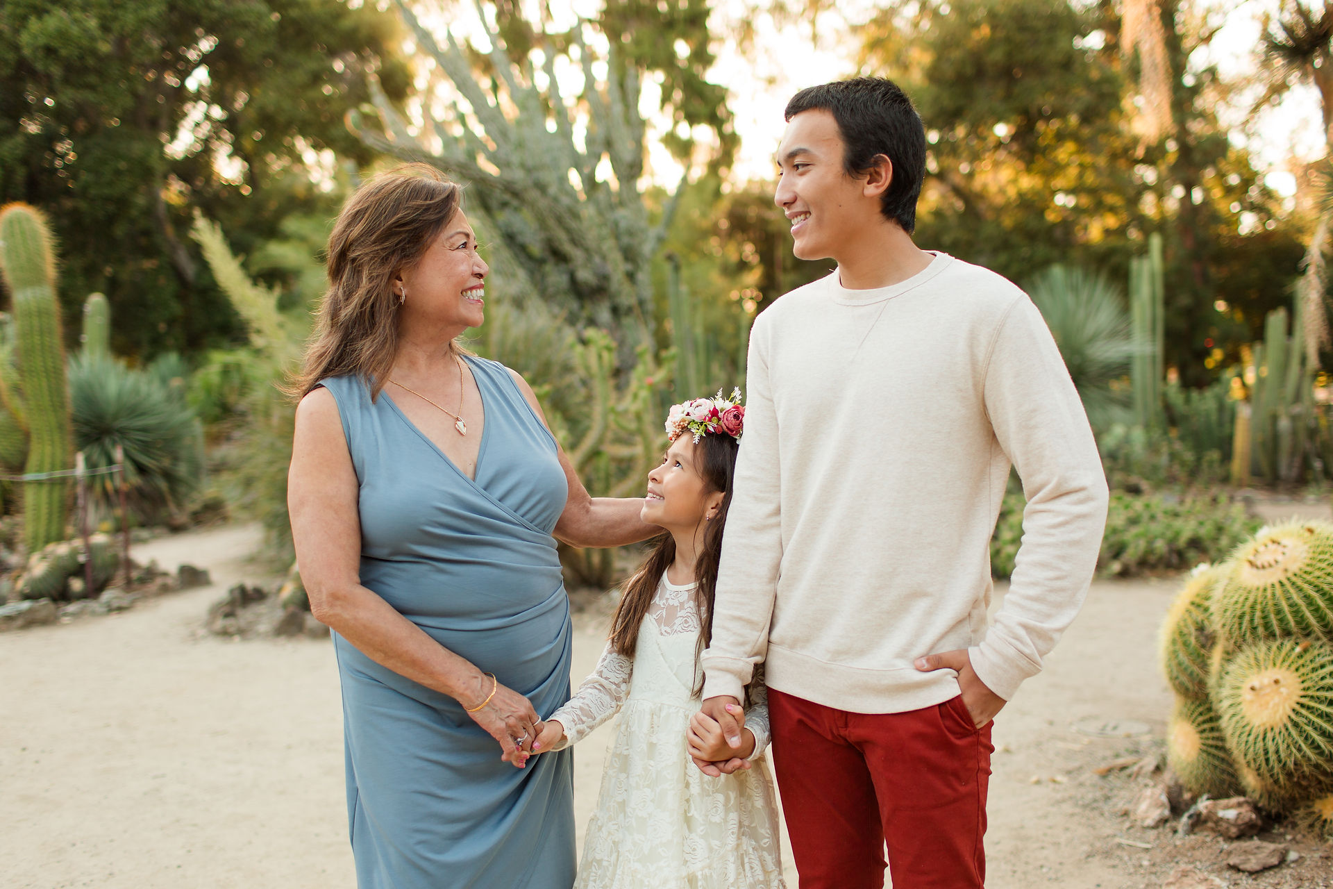 hkcreate bay area photography san jose photographers arizona cactus garden stanford palo alto family legacy session photoshoot joyful happy laughter laughing rust blue and sage color scheme golden hour ohana light and airy summer